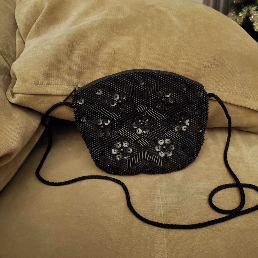 Vintage Loredana black sequined purse